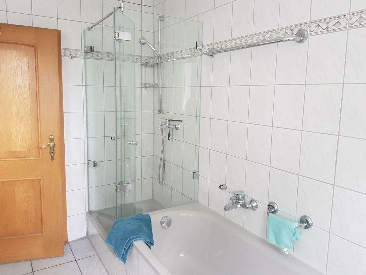 Pension Lindengarten Nuremberg Bagian luar foto