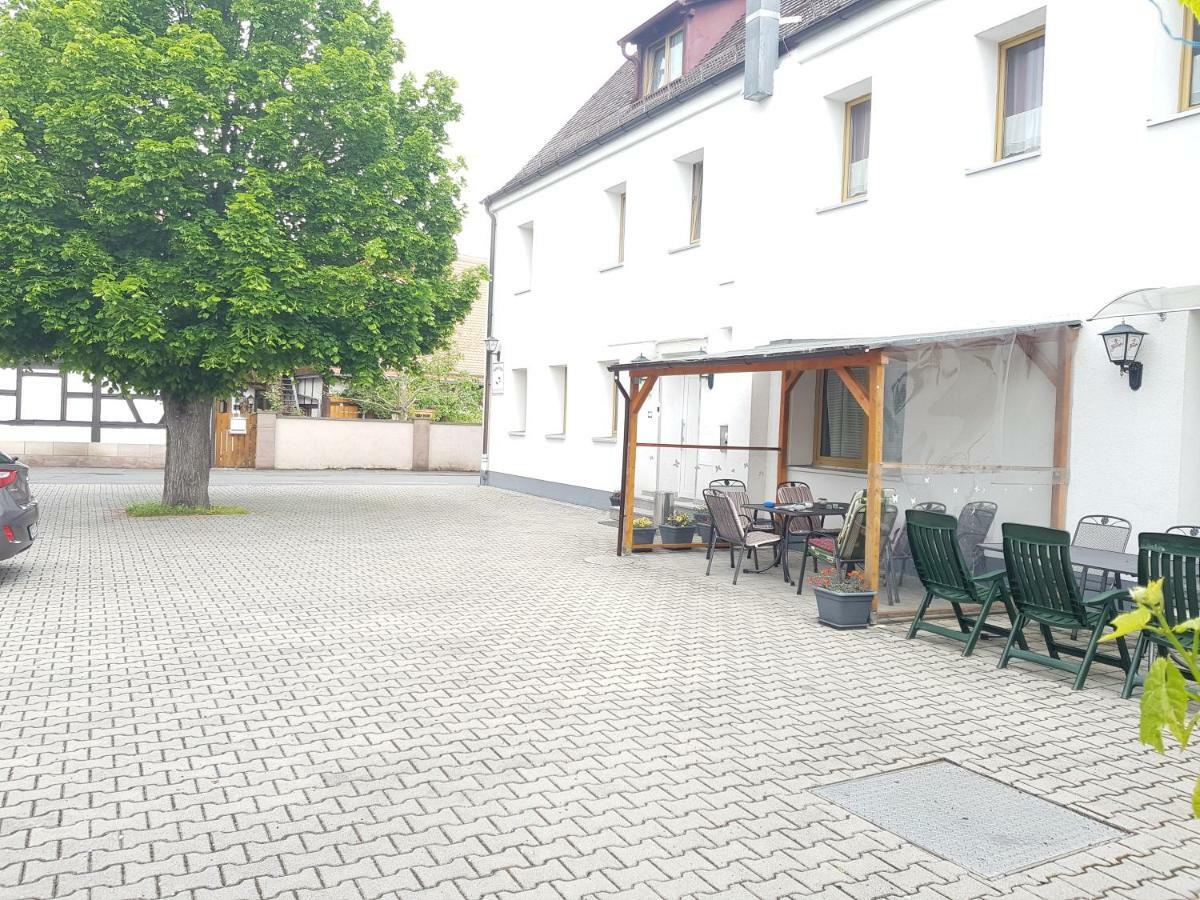 Pension Lindengarten Nuremberg Bagian luar foto